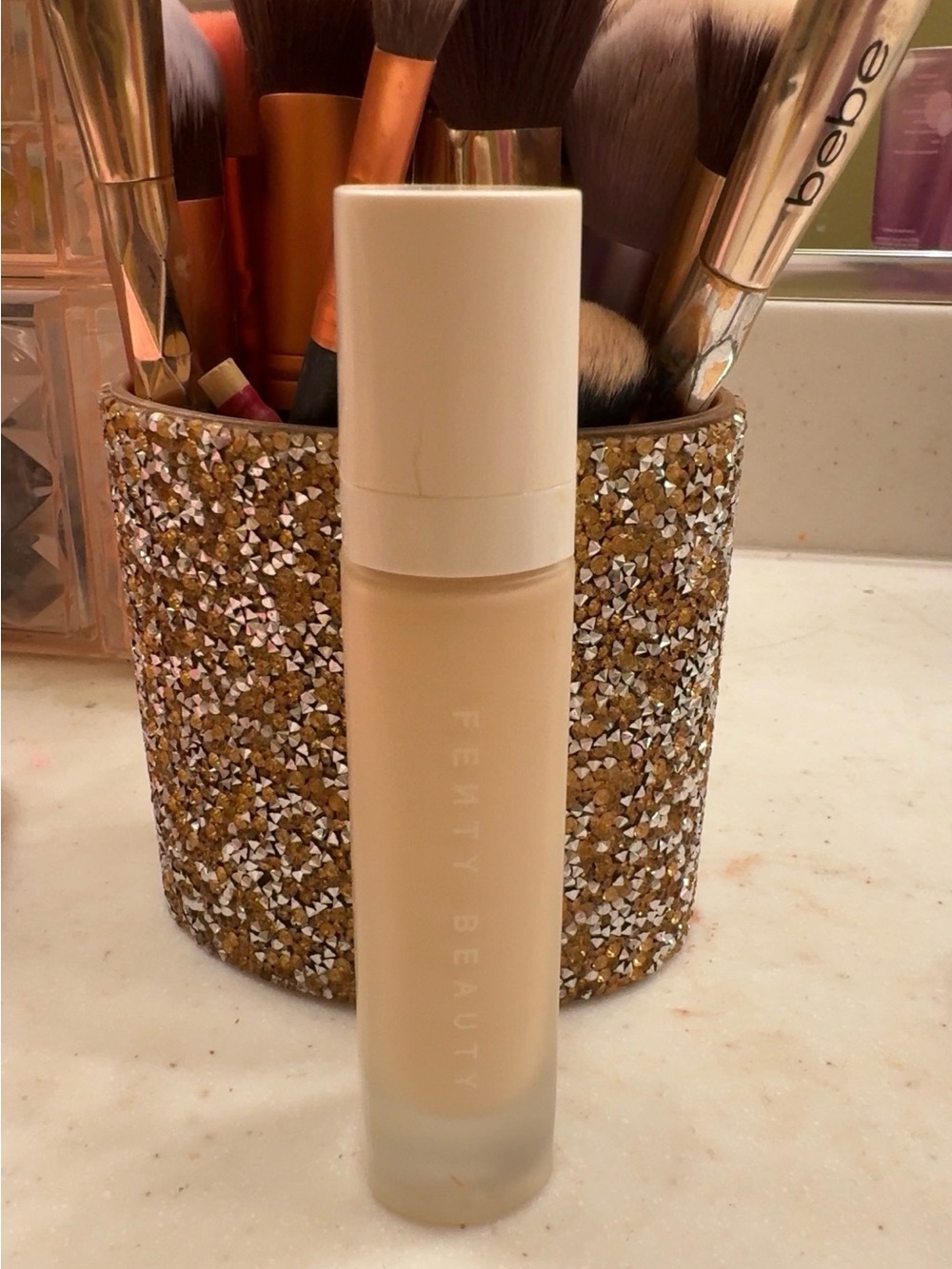 FENTY Beauty Pro Filt'r Soft Matte Foundation - Light/Beige